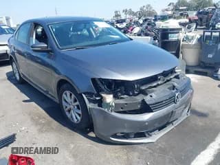 ✅ 2011 Volkswagen Jetta SE • VIN: 3VWDZ7AJ4BM389150 • Lot: 42725639. Listed on IAAI with 101,271 mi. Free auction sales archive from the USA and detailed vehicle history report at DreamBid. Image 1.