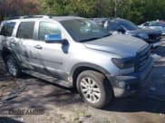 ✅ 2010 Toyota Sequoia Platinum • VIN: 5TDDW5G14AS028670 • Lot: 43375661. Wystawiony na IAAI z przebiegiem Nie podano. Bezpłatny archiwum sprzedaży aukcyjnych z USA i szczegółowy raport historii pojazdu na DreamBid. Zdjęcie 1.