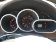 ✅ 2009 Toyota Matrix XRS • VIN: 2T1GE40E59C005037 • Lot: 90470785. Wystawiony na Copart z przebiegiem 121 138 mil. Bezpłatny archiwum sprzedaży aukcyjnych z USA i szczegółowy raport historii pojazdu na DreamBid. Zdjęcie 9.