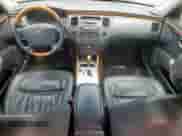 ✅ 2007 Hyundai Azera SE • VIN: KMHFC46FX7A190524 • Лот: 65563275. Размещён на Copart с пробегом 155 890 миль миль. Получите бесплатный доступ к архиву аукционных продаж из США и посмотрите подробный отчёт об истории автомобиля на DreamBid. Изображение 8.