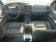 ✅ 2003 Ford Explorer Sport Trac XLS • VIN: 1FMZU77E33UA39857 • Лот: 68672484. Опубликован ранее на Copart с пробегом 205 297 миль. Бесплатный доступ к архиву аукционных продаж из США и подробный отчёт об истории автомобиля на DreamBid. Изображение 8.