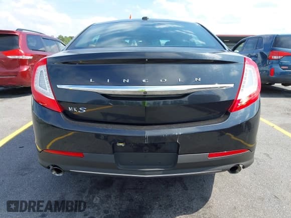 ✅ 2015 Lincoln MKS • VIN: 1LNHL9DK2FG600346 • Лот: 42282772. Опубликован ранее на IAAI с пробегом 347 761 миль. Бесплатный доступ к архиву аукционных продаж из США и подробный отчёт об истории автомобиля на DreamBid. Изображение 19.