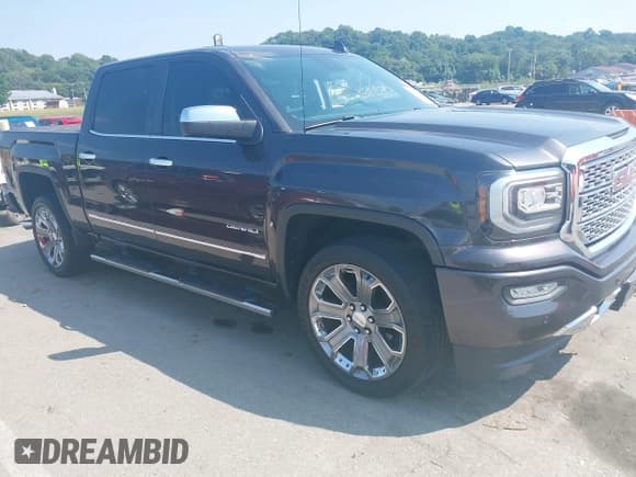 ✅ 2016 GMC Sierra 1500 Denali • VIN: 3GTU2PEJ1GG136598 • Lot: 43683592. Wystawiony na IAAI z przebiegiem 147 411 mil. Bezpłatny archiwum sprzedaży aukcyjnych z USA i szczegółowy raport historii pojazdu na DreamBid. Zdjęcie 1.