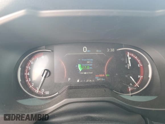 ✅ 2024 Toyota RAV4 XLE Premium • VIN: 2T3A1RFV3RW485879 • Lot: 82695405. Listed on Copart with 36,913 mi. Free auction sales archive from the USA and detailed vehicle history report at DreamBid. Image 9.