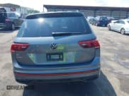 ✅ 2024 Volkswagen Tiguan SE R-Line Black • VIN: 3VVCB7AX2RM212440 • Lot: 43047174. Wystawiony na IAAI z przebiegiem Nie podano. Bezpłatny archiwum sprzedaży aukcyjnych z USA i szczegółowy raport historii pojazdu na DreamBid. Zdjęcie 15.