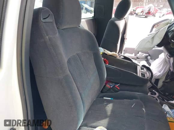 2001 Chevrolet Silverado 1500 с VIN 1GCEK14V51Z243957, выставлен на аукционе IAAI как лот 41227882 с пробегом 136 568 миль миль и . История ставок и продаж доступна на DreamBid. Изображение 8.