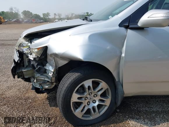 ✅ 2007 Acura MDX • VIN: 2HNYD28267H518834 • Лот: 42436877. Опубликован ранее на IAAI с пробегом 145 274 миль. Бесплатный доступ к архиву аукционных продаж из США и подробный отчёт об истории автомобиля на DreamBid. Изображение 17.