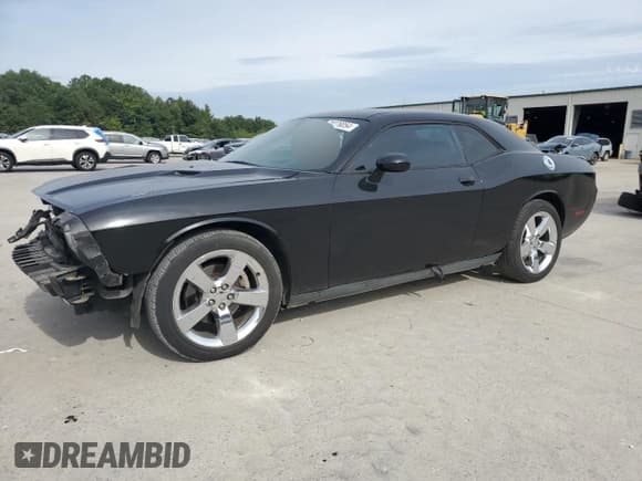 ✅ 2011 Dodge Challenger • VIN: 2B3CJ4DG0BH570315 • Lot: 70276054. Wystawiony na Copart z przebiegiem 181 808 mil. Bezpłatny archiwum sprzedaży aukcyjnych z USA i szczegółowy raport historii pojazdu na DreamBid. Zdjęcie 1.