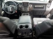 ✅ 2015 Ford F-350 Platinum • VIN: 1FT8W3BT8FEA44642 • Lot: 71271785. Wystawiony na Copart z przebiegiem 126 126 mil. Bezpłatny archiwum sprzedaży aukcyjnych z USA i szczegółowy raport historii pojazdu na DreamBid. Zdjęcie 8.