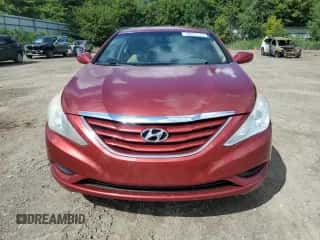 2012 Hyundai Sonata GLS z VIN 5NPEB4AC9CH484077, wystawiony jako Copart lot #70673115 z przebiegiem 196 526 mil mil oraz Czysty tytuł • Clean title. Historia ofert i sprzedaży dostępna na DreamBid. Obrazek 5.