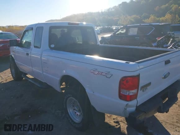 ✅ 2006 Ford Ranger XL • VIN: 1FTZR15E06PA81699 • Lot: 43445186. Listed on IAAI with 149,287 mi. Free auction sales archive from the USA and detailed vehicle history report at DreamBid. Image 3.