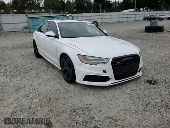 ✅ 2014 Audi S6 Prestige • VIN: WAUF2AFC5EN055448 • Лот: 73227954. Опубликован ранее на Copart с пробегом 98 994 миль. Бесплатный доступ к архиву аукционных продаж из США и подробный отчёт об истории автомобиля на DreamBid. Изображение 11.