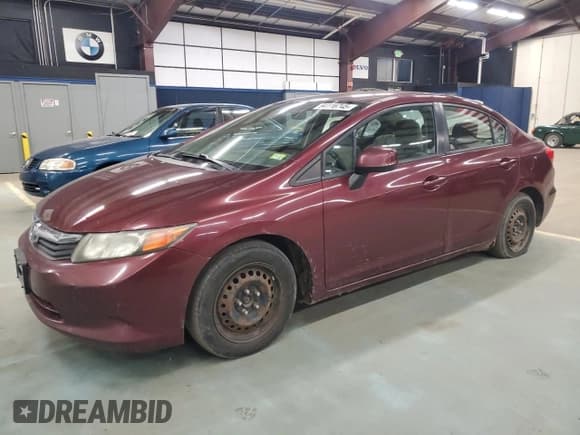 ✅ 2012 Honda Civic LX • VIN: 2HGFB2F54CH501283 • Лот: 94116745. Опубликован ранее на Copart с пробегом 223 820 миль. Бесплатный доступ к архиву аукционных продаж из США и подробный отчёт об истории автомобиля на DreamBid. Изображение 1.