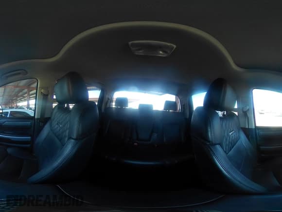 ✅ 2020 Toyota Tundra Platinum • VIN: 5TFAY5F18LX900537 • Lot: 42479027. Listed on IAAI with 103,361 mi. Free auction sales archive from the USA and detailed vehicle history report at DreamBid. Image 19.