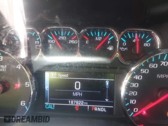 ✅ 2017 Chevrolet Silverado 1500 LT • VIN: 3GCUKREH1HG462136 • Lot: 42502771. Listed on IAAI with 187,822 mi. Free auction sales archive from the USA and detailed vehicle history report at DreamBid. Image 7.