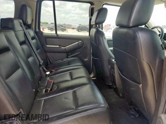 ✅ 2008 Mercury Mountaineer • VIN: 4M2EU37EX8UJ02711 • Lot: 61773855. Wystawiony na Copart z przebiegiem Nie podano. Bezpłatny archiwum sprzedaży aukcyjnych z USA i szczegółowy raport historii pojazdu na DreamBid. Zdjęcie 11.