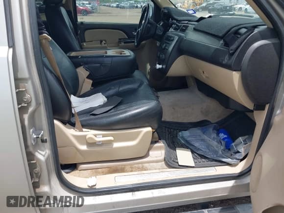 ✅ 2007 Chevrolet Tahoe LS • VIN: 1GNFC13JX7R130294 • Lot: 42499342. Listed on IAAI with 174,714 mi. Free auction sales archive from the USA and detailed vehicle history report at DreamBid. Image 5.