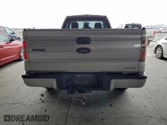 ✅ 2013 Ford F-150 XL • VIN: 1FTMF1CM8DKD82728 • Lot: 96236885. Listed on Copart with 204,191 mi. Free auction sales archive from the USA and detailed vehicle history report at DreamBid. Image 6.