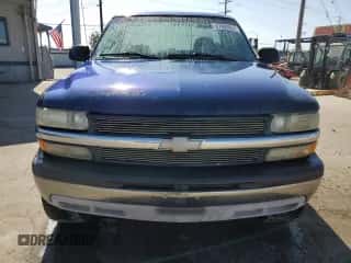 ✅ 2001 Chevrolet Silverado 1500 LS • VIN: 1GCEC14V91Z307897 • Lot: 67905664. Wystawiony na Copart z przebiegiem Nie podano mil. Skorzystaj z bezpłatnego archiwum sprzedaży aukcyjnych z USA i zobacz szczegółowy raport historii pojazdu na DreamBid. Zdjęcie 5.