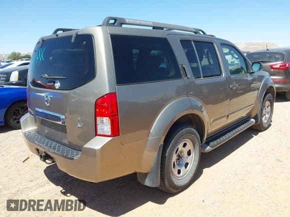 ✅ 2006 Nissan Pathfinder SE • VIN: 5N1AR18UX6C684856 • Lot: 42398266. Listed on IAAI with 203,140 mi. Free auction sales archive from the USA and detailed vehicle history report at DreamBid. Image 4.
