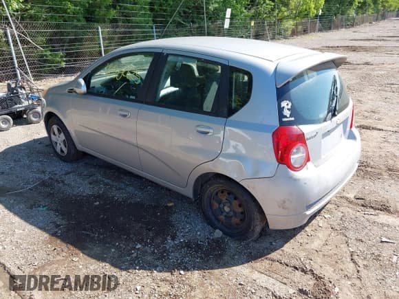 ✅ 2010 Chevrolet Aveo 2LT • VIN: KL1TG6DE2AB113141 • Lot: 42302625. Wystawiony na IAAI z przebiegiem 169 450 mil. Bezpłatny archiwum sprzedaży aukcyjnych z USA i szczegółowy raport historii pojazdu na DreamBid. Zdjęcie 3.