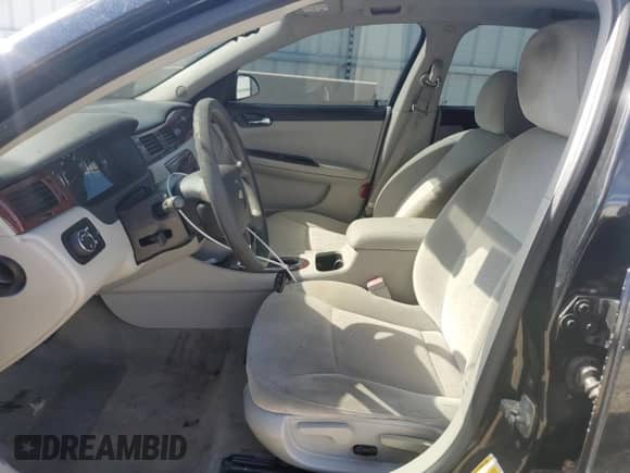 2009 Chevrolet Impala LT z VIN 2G1WT57K891195961, wystawiony jako Copart lot #86255805 z przebiegiem 172 714 mil mil oraz Szkoda całkowita • Salvage title. Historia ofert i sprzedaży dostępna na DreamBid. Obrazek 7.