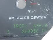 ✅ 2004 Ford Expedition Special Service • VIN: 1FMFU15L24LA19494 • Lot: 42749526. Wystawiony na IAAI z przebiegiem 260 950 mil. Bezpłatny archiwum sprzedaży aukcyjnych z USA i szczegółowy raport historii pojazdu na DreamBid. Zdjęcie 15.