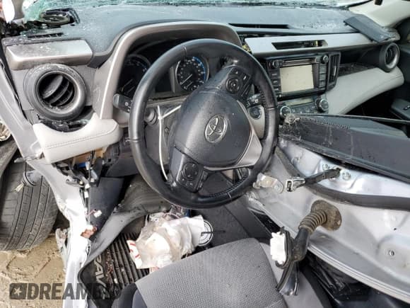 ✅ 2018 Toyota RAV4 XLE • VIN: JTMRFREV9JD257604 • Lot: 90467935. Listed on Copart with Not provided. Free auction sales archive from the USA and detailed vehicle history report at DreamBid. Image 8.