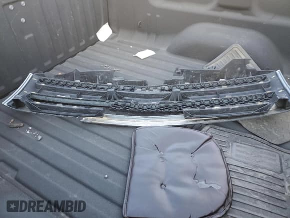 ✅ 2007 Chevrolet Silverado 1500 Work Truck • VIN: 2GCEK13M671523705 • Lot: 84289024. Listed on Copart with 157,561 mi. Free auction sales archive from the USA and detailed vehicle history report at DreamBid. Image 14.