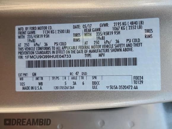 ✅ 2017 Ford Escape SE • VIN: 1FMCU9G99HUE04733 • Lot: 91258935. Wystawiony na Copart z przebiegiem 65 349 mil. Bezpłatny archiwum sprzedaży aukcyjnych z USA i szczegółowy raport historii pojazdu na DreamBid. Zdjęcie 13.