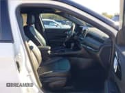 ✅ 2023 Jeep Compass Altitude • VIN: 3C4NJDBN2PT536285 • Lot: 43436016. Wystawiony na IAAI z przebiegiem 33 155 mil. Bezpłatny archiwum sprzedaży aukcyjnych z USA i szczegółowy raport historii pojazdu na DreamBid. Zdjęcie 5.