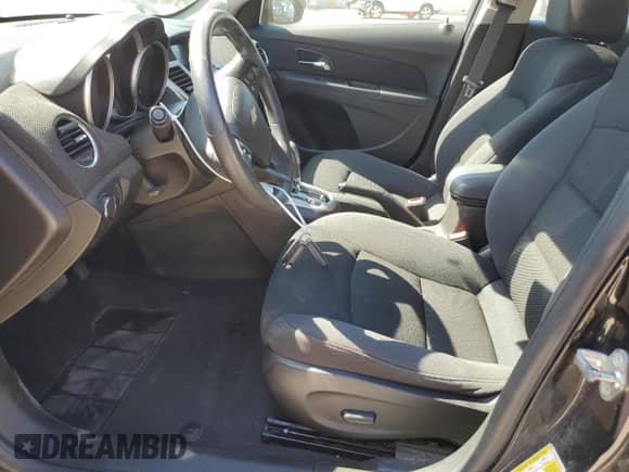 2016 Chevrolet Cruze LT z VIN 1G1PE5SB7G7177554, wystawiony jako Copart lot #70544095 z przebiegiem 103 591 mil mil oraz Szkoda całkowita • Salvage title. Historia ofert i sprzedaży dostępna na DreamBid. Obrazek 7.