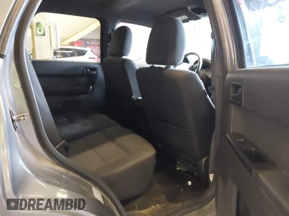 ✅ 2012 Ford Escape XLT • VIN: 1FMCU9DG6CKB43505 • Лот: 41851201. Опубликован ранее на IAAI с пробегом Не указан. Бесплатный доступ к архиву аукционных продаж из США и подробный отчёт об истории автомобиля на DreamBid. Изображение 8.