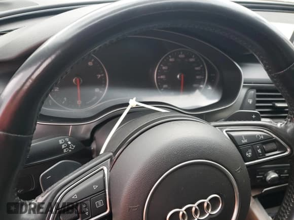 ✅ 2015 Audi A6 Premium Plus • VIN: WAUGFAFC5FN011413 • Lot: 93236975. Listed on Copart with Not provided. Free auction sales archive from the USA and detailed vehicle history report at DreamBid. Image 9.