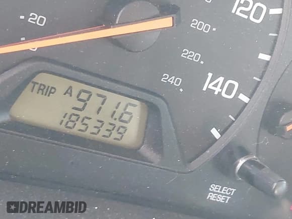 ✅ 1998 Honda Accord EX • VIN: 1HGCG5654WA080495 • Лот: 43043532. Опубликован ранее на IAAI с пробегом 185 339 миль. Бесплатный доступ к архиву аукционных продаж из США и подробный отчёт об истории автомобиля на DreamBid. Изображение 15.