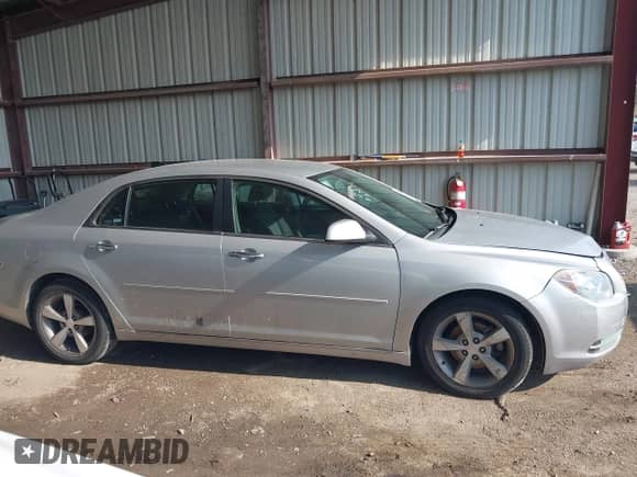 2012 Chevrolet Malibu 1LT z VIN 1G1ZC5EU4CF397391, wystawiony jako IAAI lot #42925839 z przebiegiem 70 327 mil mil oraz . Historia ofert i sprzedaży dostępna na DreamBid. Obrazek 13.