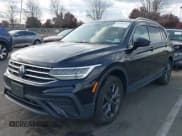 ✅ 2022 Volkswagen Tiguan SE • VIN: 3VV2B7AX4NM120946 • Lot: 43693176. Wystawiony na IAAI z przebiegiem 30 237 mil. Bezpłatny archiwum sprzedaży aukcyjnych z USA i szczegółowy raport historii pojazdu na DreamBid. Zdjęcie 2.