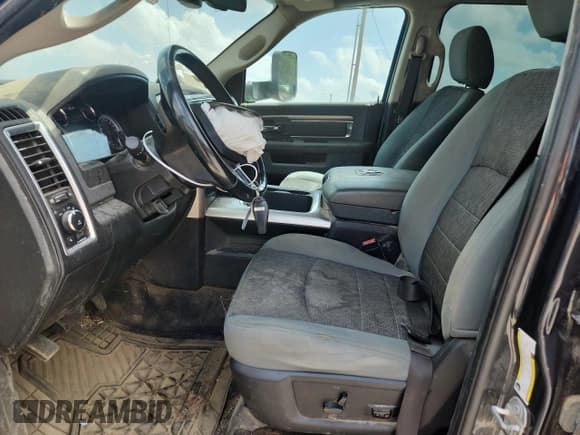✅ 2017 Ram 2500 Big Horn • VIN: 3C6UR5DL8HG772513 • Lot: 64582565. Listed on Copart with 232,233 mi. Free auction sales archive from the USA and detailed vehicle history report at DreamBid. Image 7.