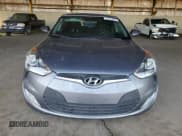 ✅ 2017 Hyundai Veloster • VIN: KMHTC6ADXHU307393 • Lot: 78719814. Wystawiony na Copart z przebiegiem 68 227 mil. Bezpłatny archiwum sprzedaży aukcyjnych z USA i szczegółowy raport historii pojazdu na DreamBid. Zdjęcie 5.