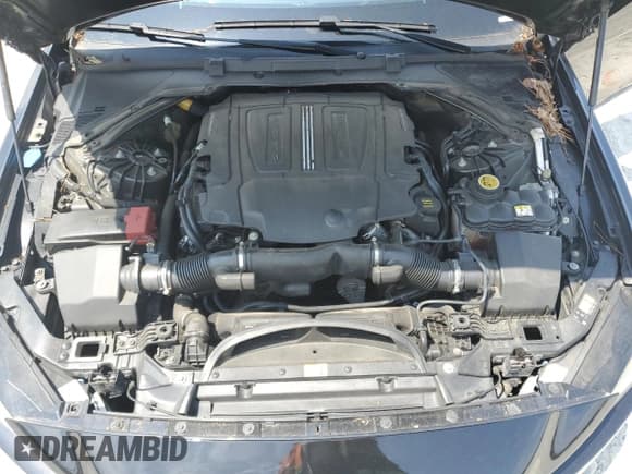 ✅ 2017 Jaguar XE 35t Premium • VIN: SAJAJ4BVXHA968616 • Лот: 57204015. Опубликован ранее на Copart с пробегом 85 665 миль. Бесплатный доступ к архиву аукционных продаж из США и подробный отчёт об истории автомобиля на DreamBid. Изображение 11.