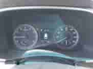 ✅ 2019 Hyundai Tucson Value • VIN: KM8J3CA44KU997932 • Lot: 43207015. Wystawiony na IAAI z przebiegiem 76 383 mil mil. Skorzystaj z bezpłatnego archiwum sprzedaży aukcyjnych z USA i zobacz szczegółowy raport historii pojazdu na DreamBid. Zdjęcie 7.