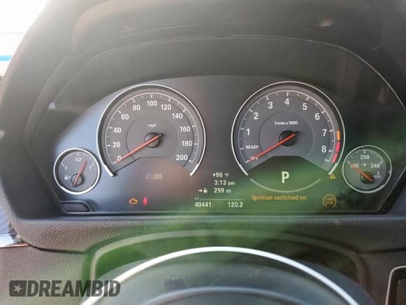 ✅ 2016 BMW M4 • VIN: WBS3R9C56GK335950 • Lot: 83844005. Wystawiony na Copart z przebiegiem 40 441 mil. Bezpłatny archiwum sprzedaży aukcyjnych z USA i szczegółowy raport historii pojazdu na DreamBid. Zdjęcie 9.