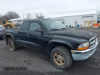 ✅ 2003 Dodge Dakota SLT • VIN: 1D7HG42N23S355698 • Lot: 43829308. Listed on IAAI with 106,319 mi. Free auction sales archive from the USA and detailed vehicle history report at DreamBid. Image 1.