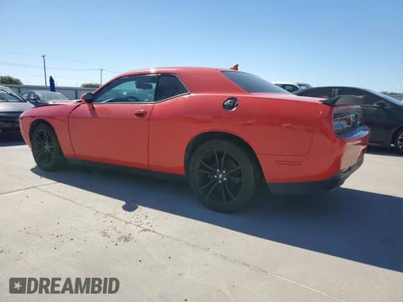 2018 Dodge Challenger SXT Plus с VIN 2C3CDZAG8JH131650, выставлен на аукционе Copart как лот 87463805 с пробегом Не указан миль и Списание • Salvage title. История ставок и продаж доступна на DreamBid. Изображение 2.