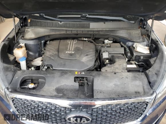 ✅ 2017 Kia Sorento LX • VIN: 5XYPGDA54HG224678 • Лот: 91012985. Опубликован ранее на Copart с пробегом 86 810 миль. Бесплатный доступ к архиву аукционных продаж из США и подробный отчёт об истории автомобиля на DreamBid. Изображение 12.