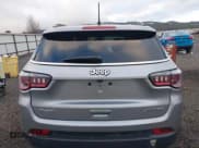 ✅ 2020 Jeep Compass Limited • VIN: 3C4NJDCB0LT127507 • Lot: 41235754. Wystawiony na IAAI z przebiegiem 47 731 mil. Bezpłatny archiwum sprzedaży aukcyjnych z USA i szczegółowy raport historii pojazdu na DreamBid. Zdjęcie 17.