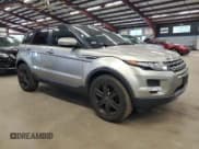 ✅ 2013 Land Rover Range Rover Evoque Pure Premium • VIN: SALVR2BG9DH841834 • Lot: 82024785. Wystawiony na Copart z przebiegiem 86 111 mil. Bezpłatny archiwum sprzedaży aukcyjnych z USA i szczegółowy raport historii pojazdu na DreamBid. Zdjęcie 4.