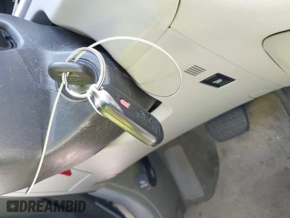 ✅ 2007 Toyota Highlander • VIN: JTEGP21A270129649 • Lot: 40187427. Wystawiony na IAAI z przebiegiem 191 293 mil. Bezpłatny archiwum sprzedaży aukcyjnych z USA i szczegółowy raport historii pojazdu na DreamBid. Zdjęcie 11.