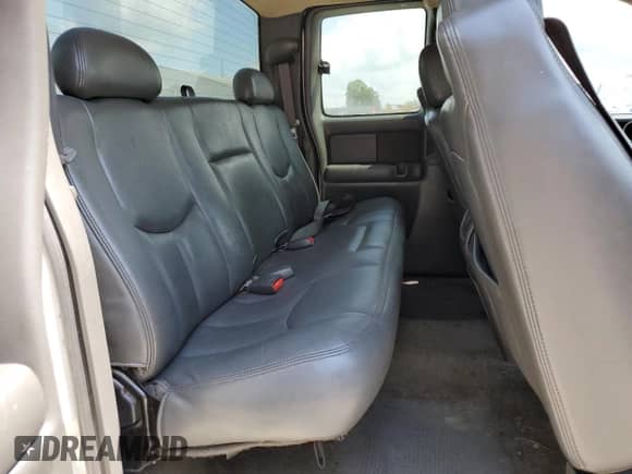 2003 Chevrolet Silverado 1500 LS с VIN 2GCEK19T231109183, выставлен на аукционе Copart как лот 66923774 с пробегом 226 516 миль миль и Списание • Salvage title. История ставок и продаж доступна на DreamBid. Изображение 10.