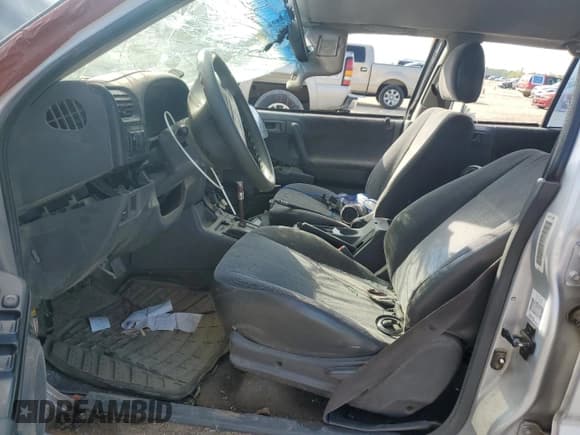 ✅ 2002 Honda Passport LX • VIN: 4S6CK58W424401210 • Lot: 75971303. Listed on Copart with 206,386 mi. Free auction sales archive from the USA and detailed vehicle history report at DreamBid. Image 7.